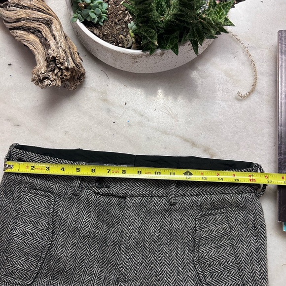 Alexander McQueen Wool Herringbone Cargo Pants. A. McQueen Era —Runway F/W 2009. - Picture 14 of 14